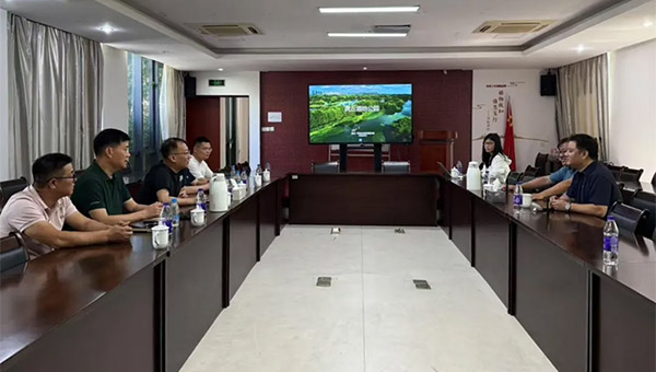 d395b56f054c4467a58e25b22e06b6ea