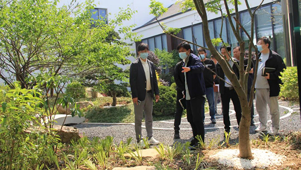 61304b21e6f281e19a8915691d66cd17