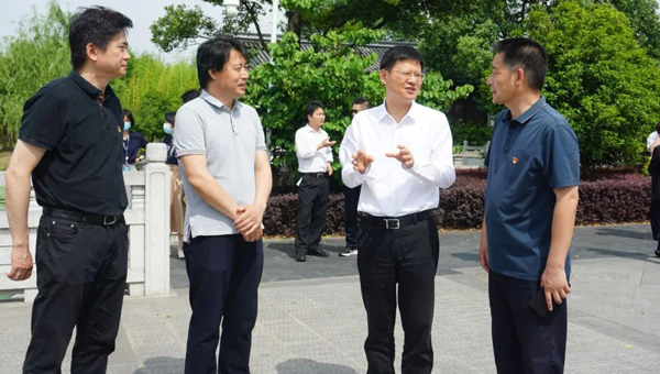 0726c7b8de015e17f75b96e40a906dbb