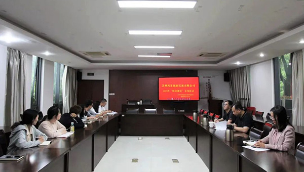 894296e53b68d720fa183d3e155d1e32