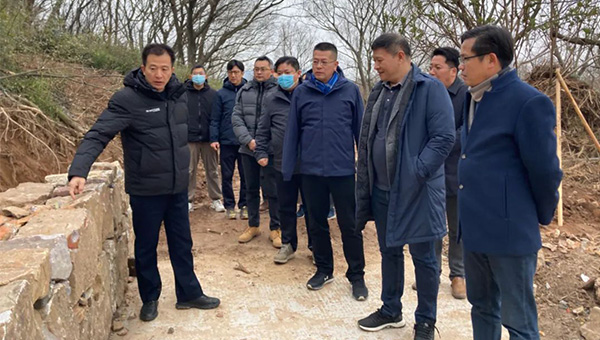 8d3977fc45f8a214da6c4af1a4cda17b