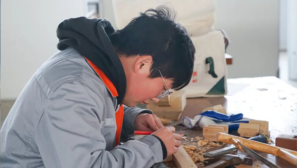 416305d5efb55f2a121850b501cb7f60